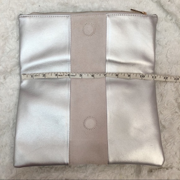 {BP} Metallic Fold Over Clutch - Picture 6 of 8